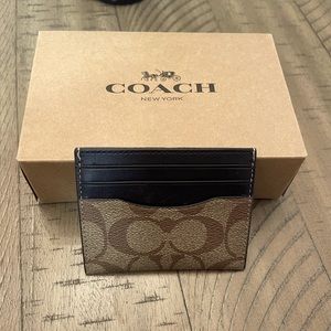 Coach ID Card CS Signature. Great for going out with. Was given 2 for Christmas